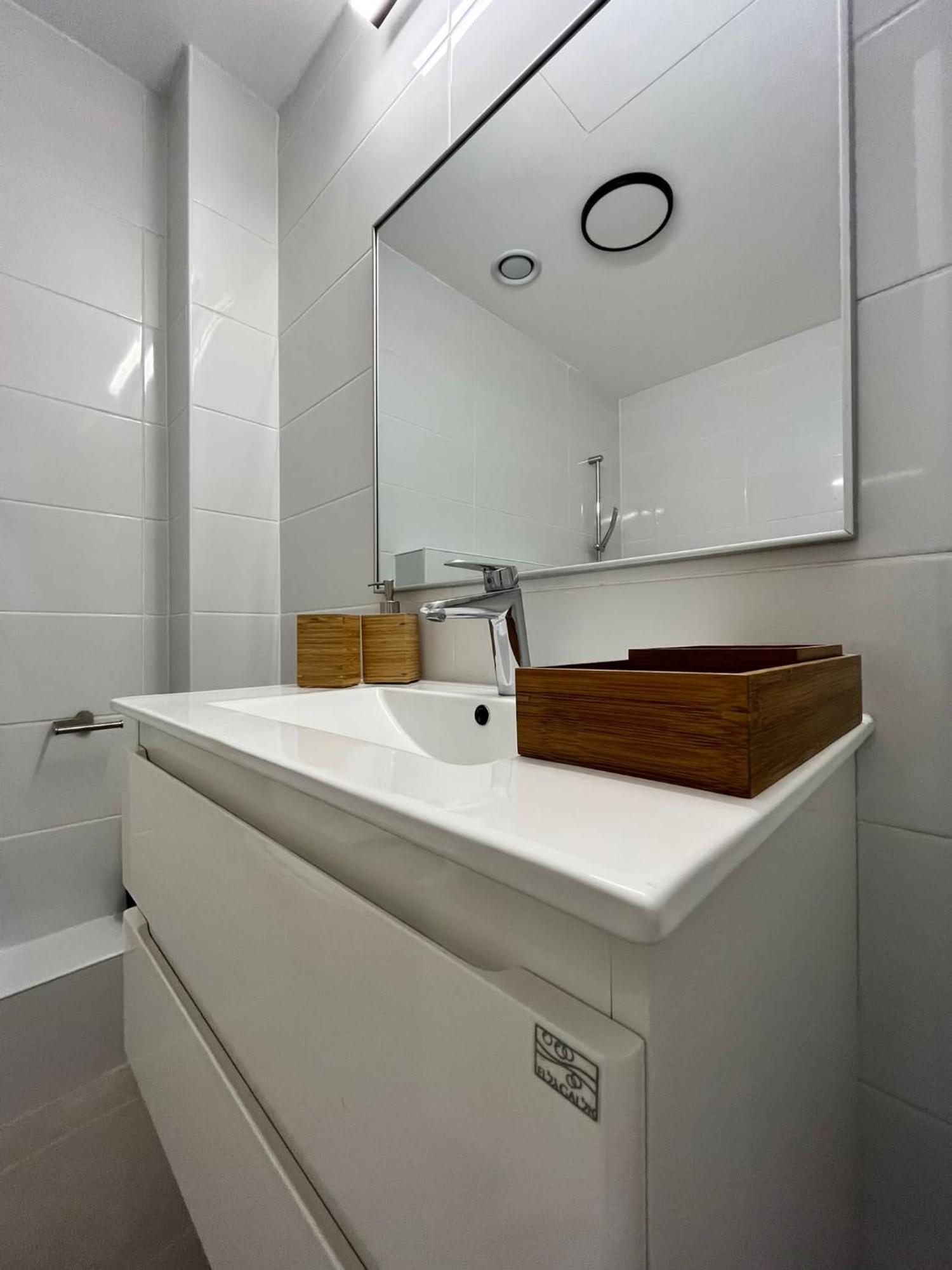 New Luxuries 3 Bedroom Apartment In J Tower Kudüs Dış mekan fotoğraf
