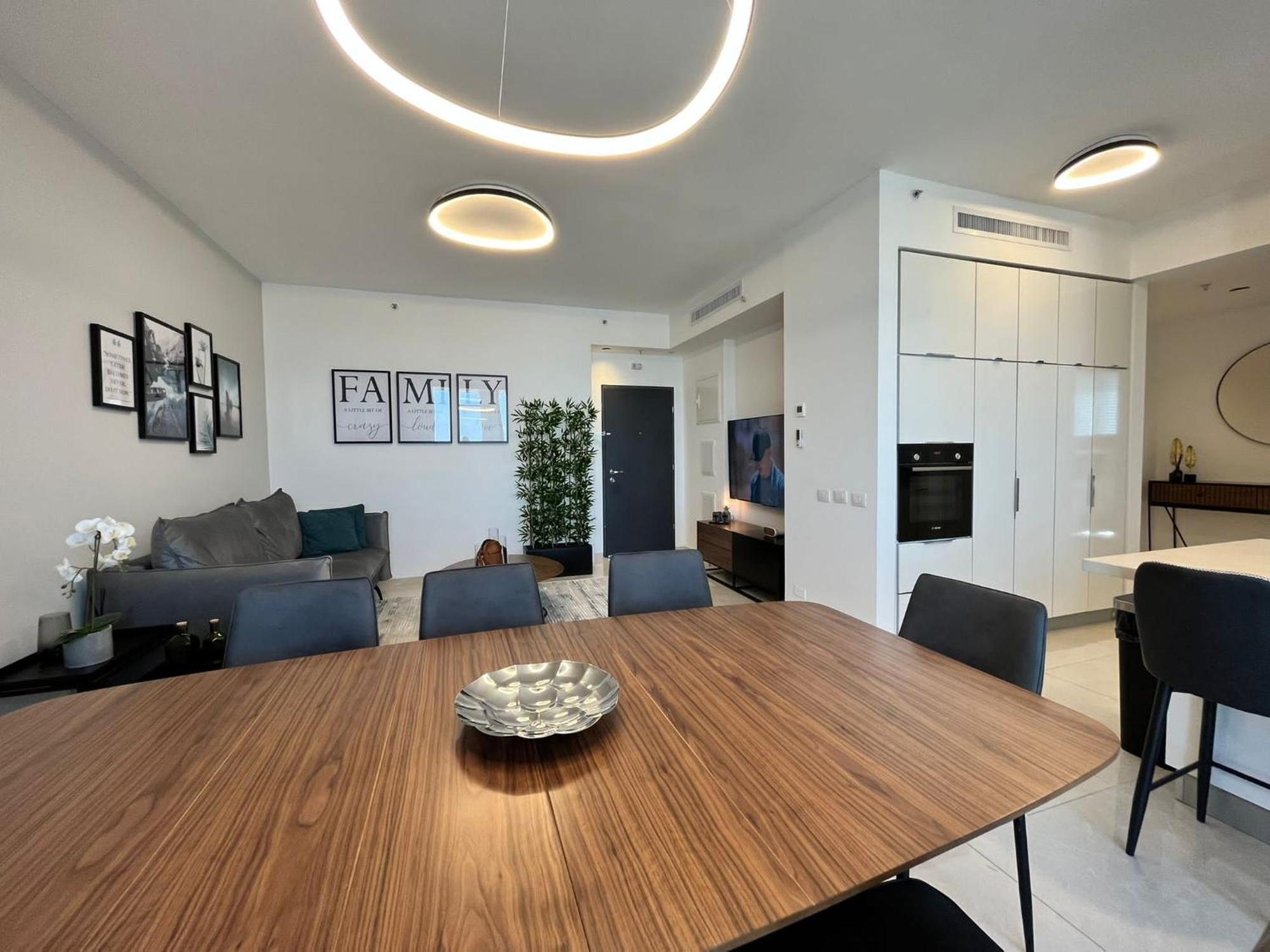 New Luxuries 3 Bedroom Apartment In J Tower Kudüs Dış mekan fotoğraf